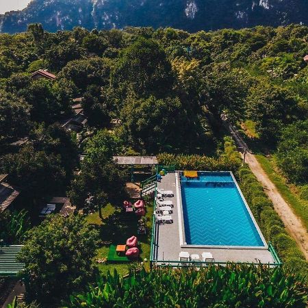 The Royal Bamboo Lodges - Sha Certified Khao Sok National Park Kültér fotó